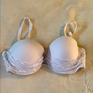 La vie en rose bra. Straps on or off.